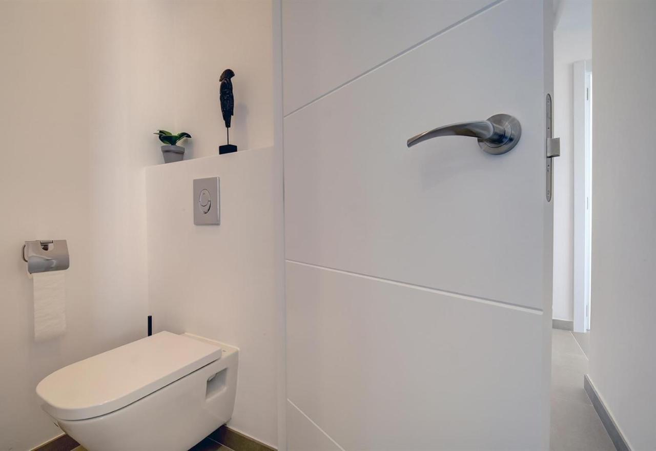 Boulevard Renovated Iberia Apartamento